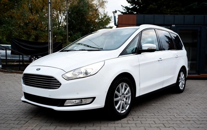 Ford Galaxy cena 35900 przebieg: 249000, rok produkcji 2017 z Pilawa małe 37